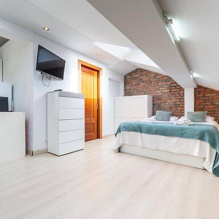 Loft En Calle Emblematica By Urbanhosting Santander Exteriér fotografie