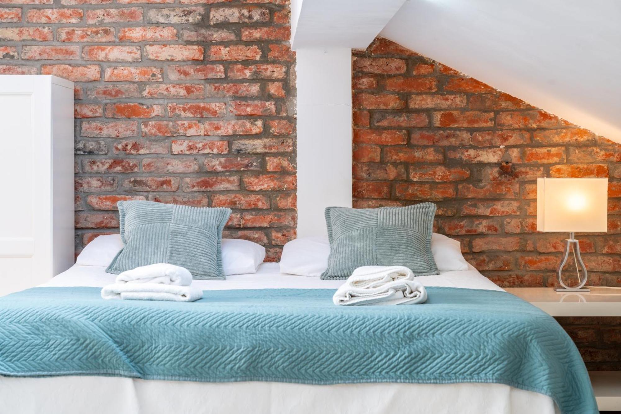 Loft En Calle Emblematica By Urbanhosting Santander Exteriér fotografie
